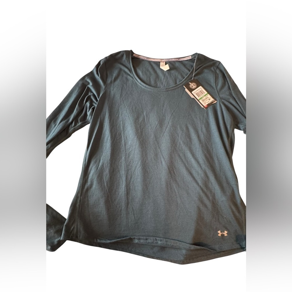 UNDER ARMOUR NWT Run Streaker LS - Picture 3 of 6